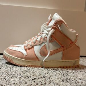 Nike Dunk High 1985 Arctic Orange High Top Sneaker